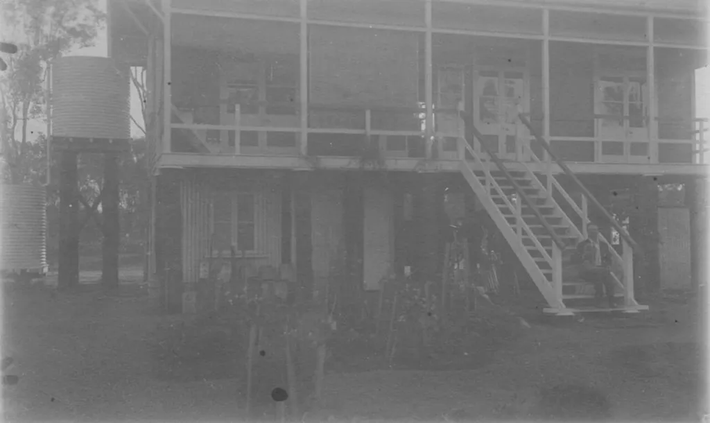 Buildings of the Queensland Prickly Pear Board research station at Dulacca around 1913